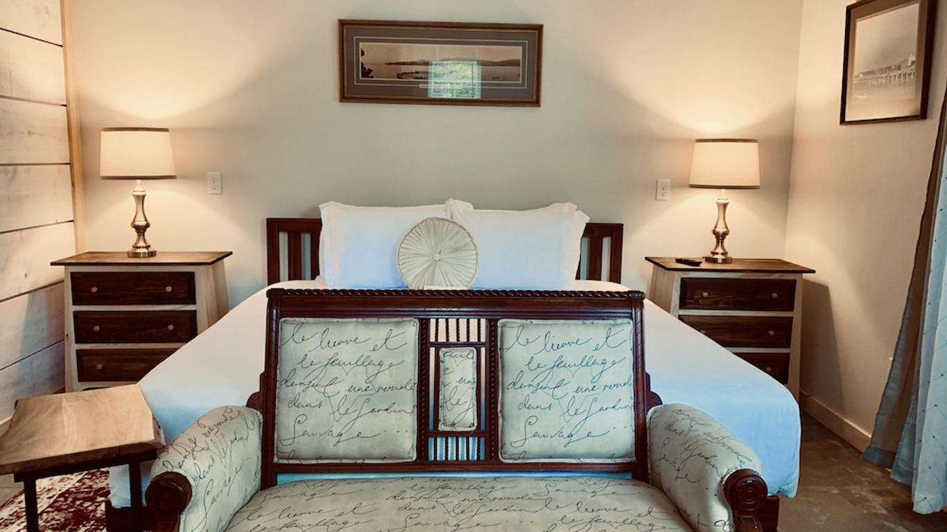 Ivy Manor Inn