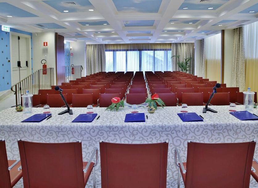 Conference room Photo