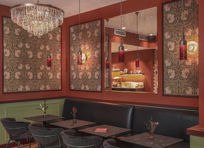 Restaurant Photo