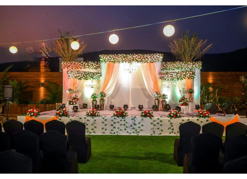 Banquet hall Photo