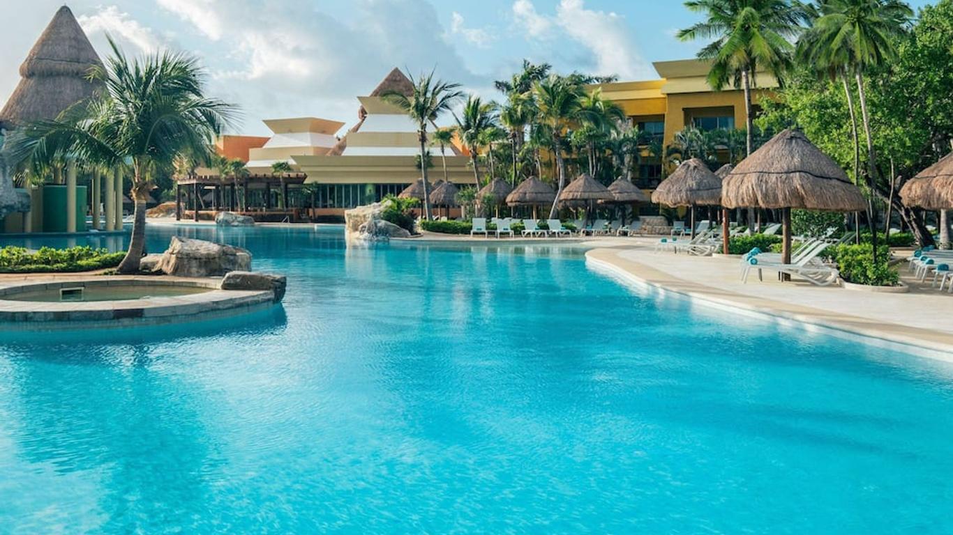 Iberostar Paraiso Lindo