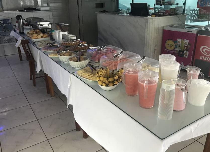 Buffet Photo