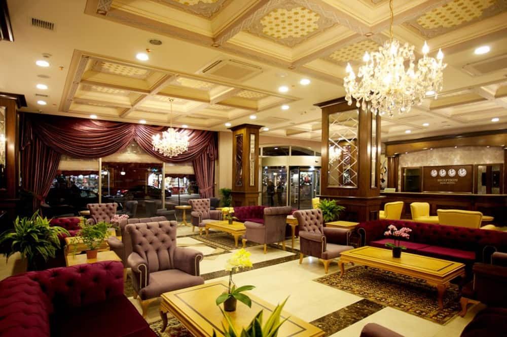 Lounge Photo