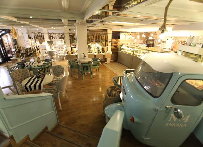 Restaurant Photo