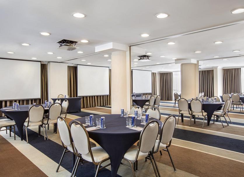 Conference room Photo