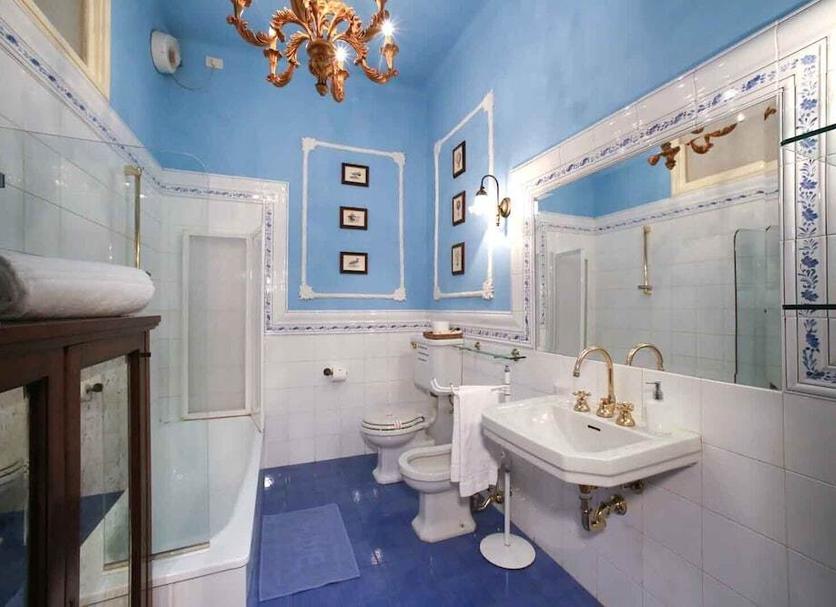 Bathroom Photo