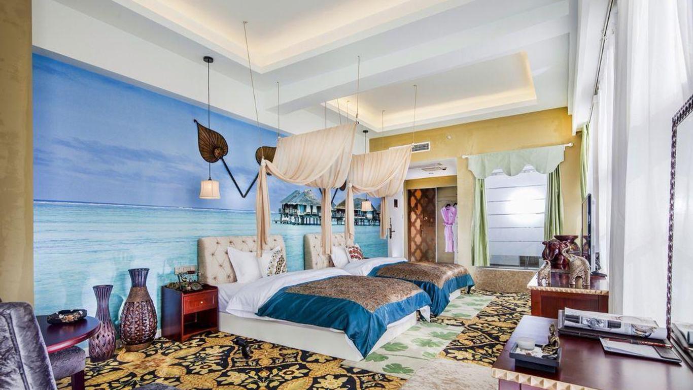Vegas Culture Hotel