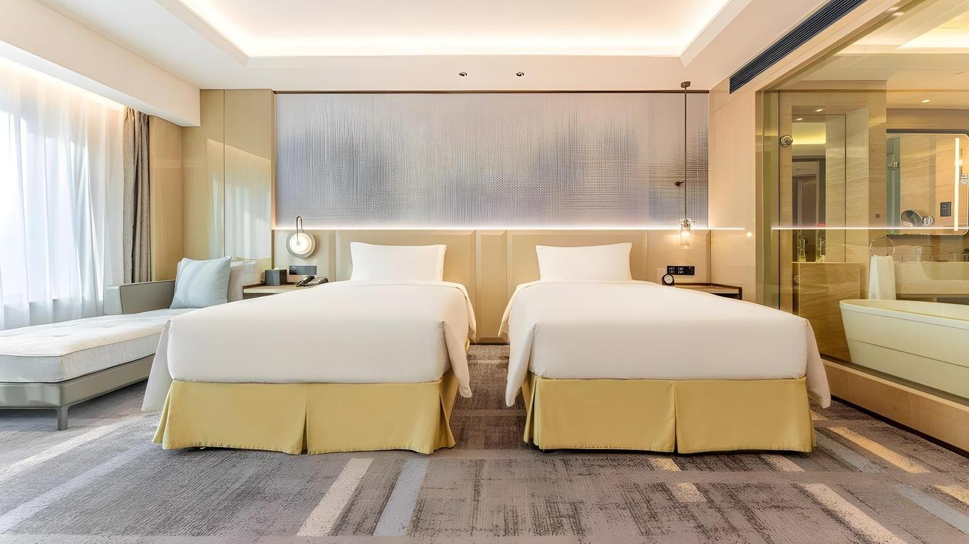 Zhongmao Haiyue Hotel