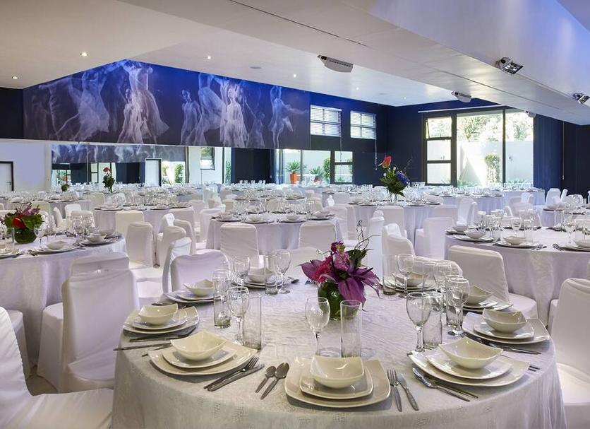 Banquet hall Photo