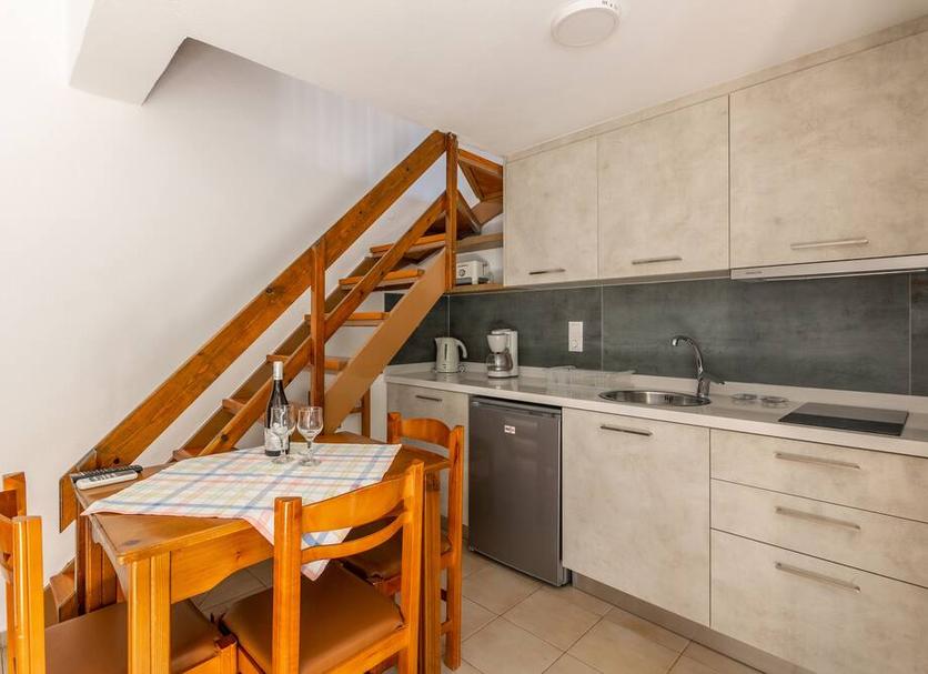 Kitchen Photo