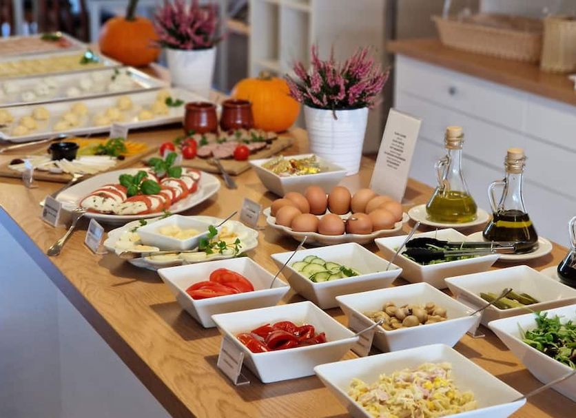 Buffet Photo