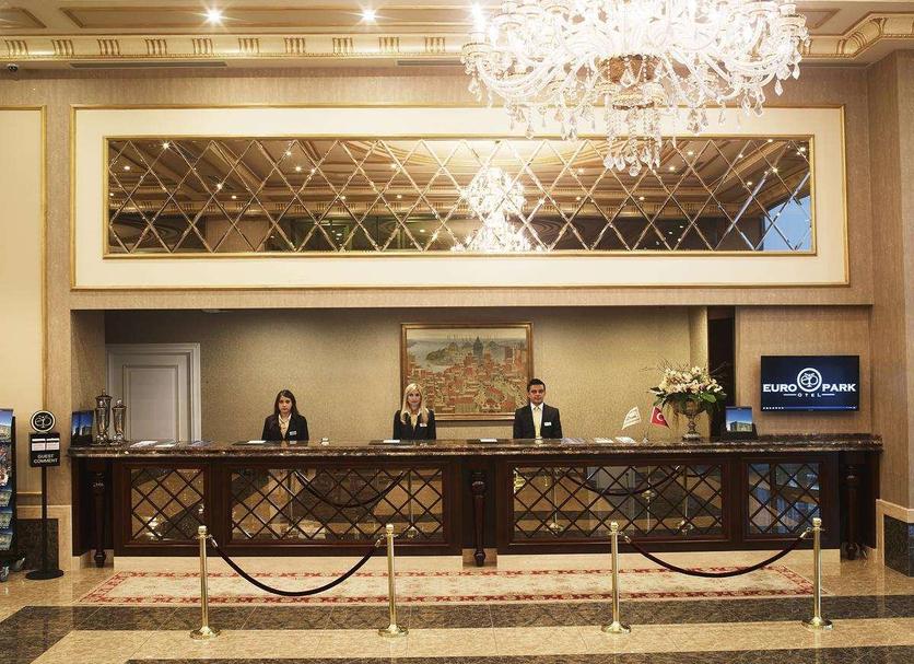 Front desk Photo