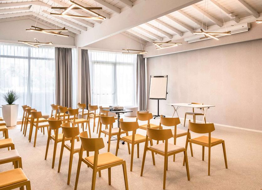 Conference room Photo