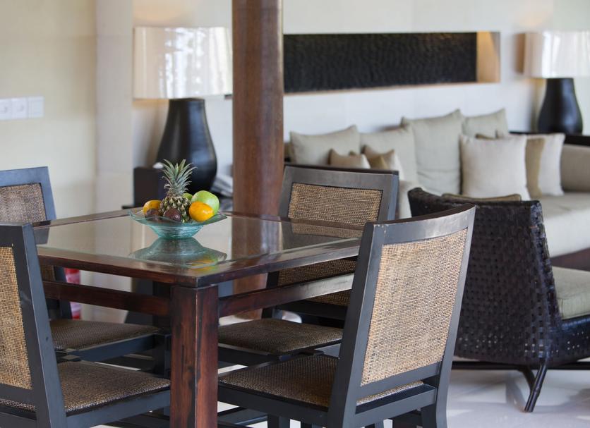 Dining room Photo