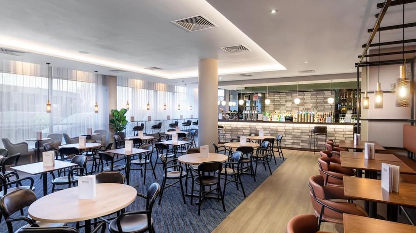 Hilton Garden Inn London Heathrow Airport