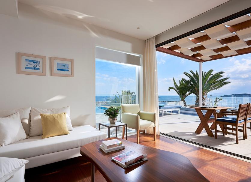 Living room Photo