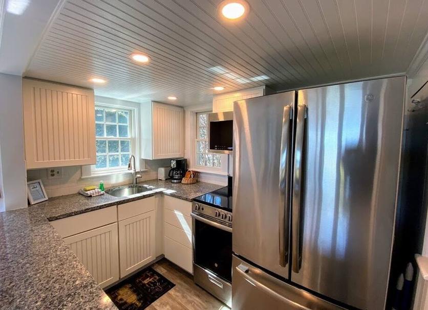 Kitchen Photo