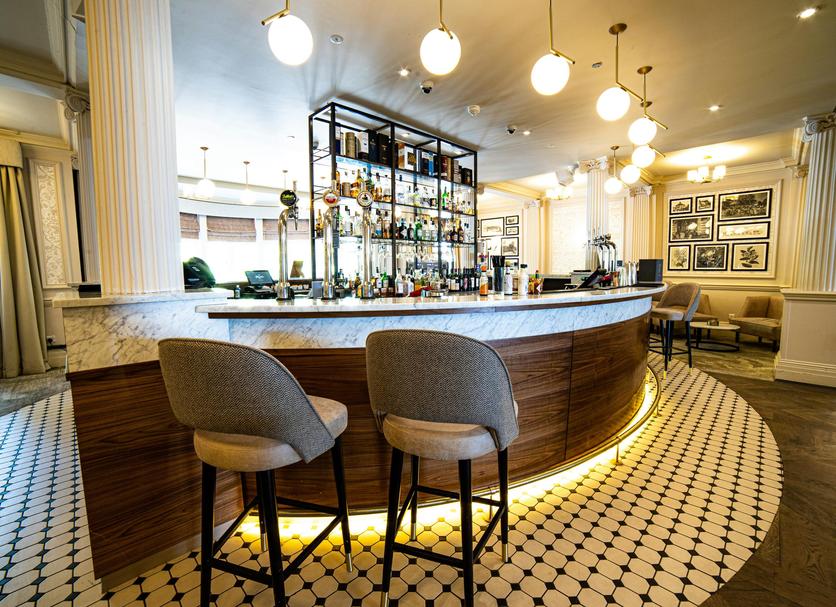 Bar Photo