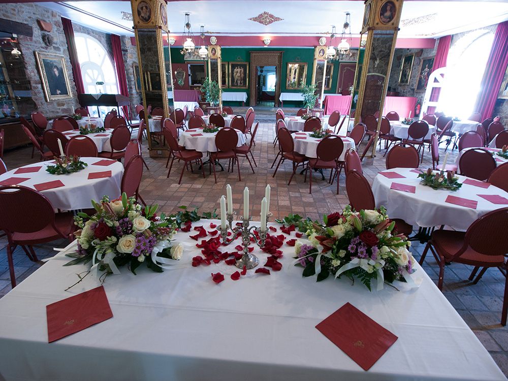 Banquet hall