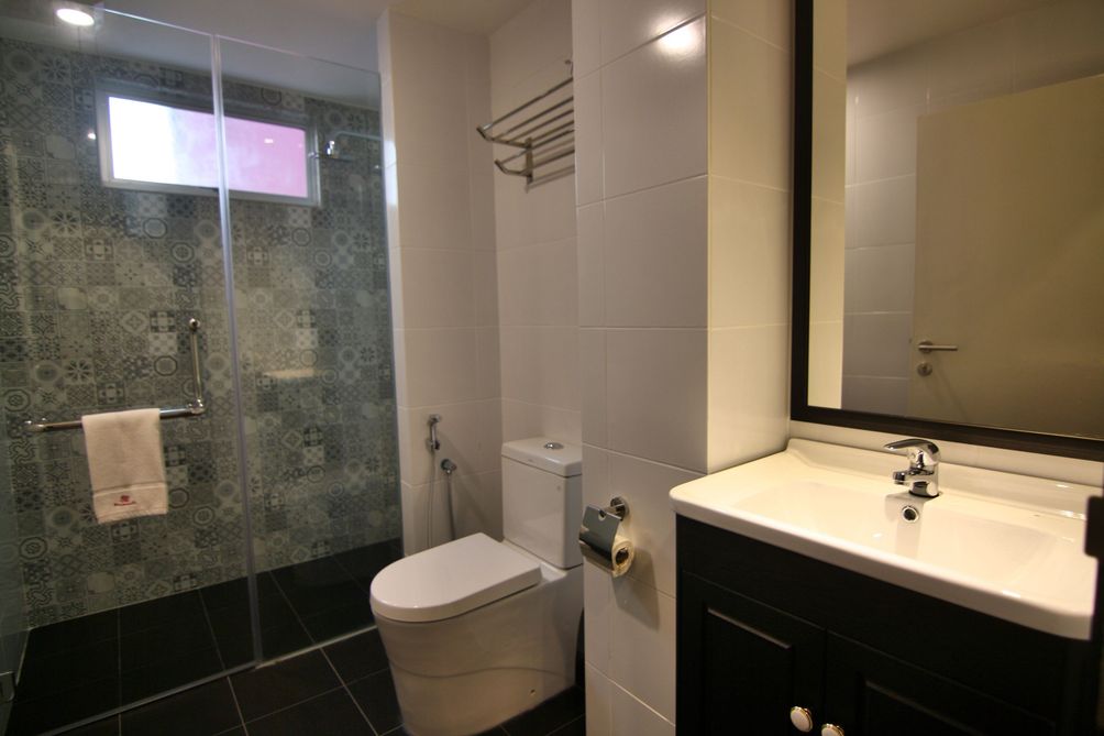 bloommaze boutique hotel - puchong - bathroom
