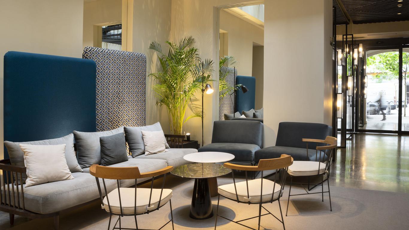 ICON Embassy by Petit Palace