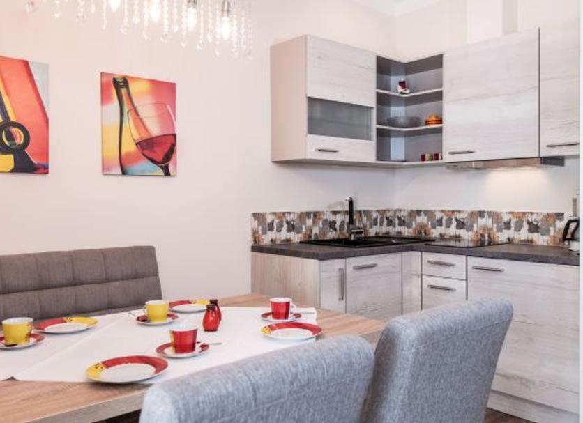 Dining room Photo