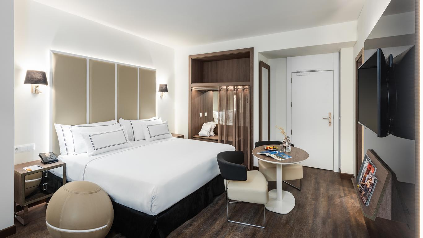 Melia Madrid Serrano