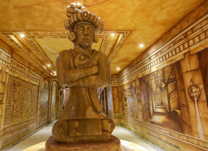 Hotel entrance Photo