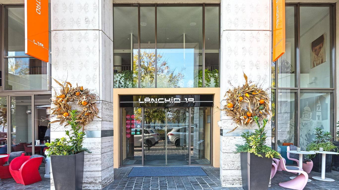 Lanchid 19 Design Hotel