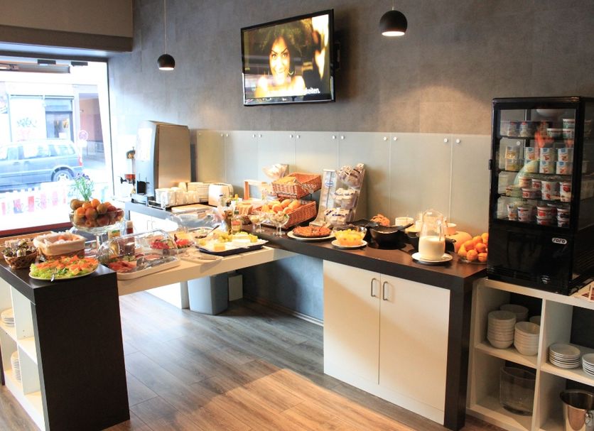 Buffet Photo